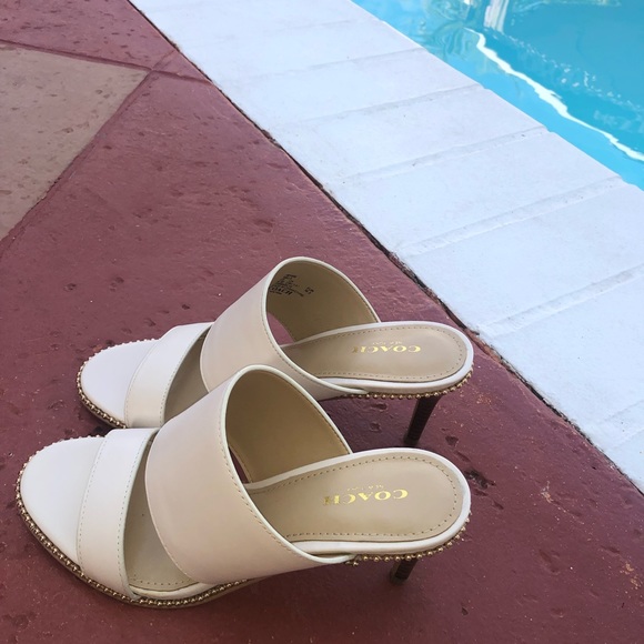 COACH shoes - Picture 3 of 8